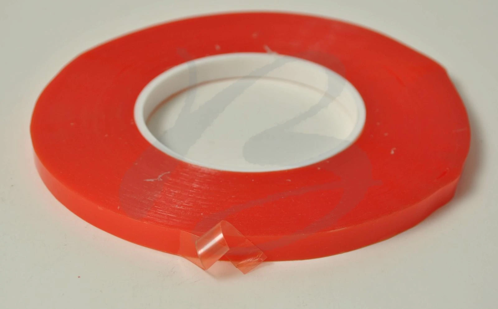 DOUBLE SIDED TAPE  09 mm RED 