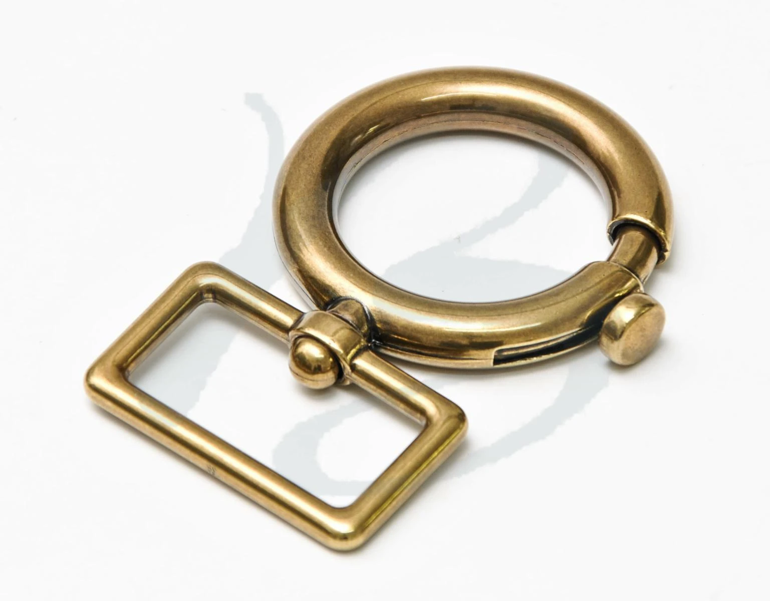 ZAMAK ROUND SNAP HOOK WITH RECTANGULAR RING 40 mm IN VARIOUS  COLOURS