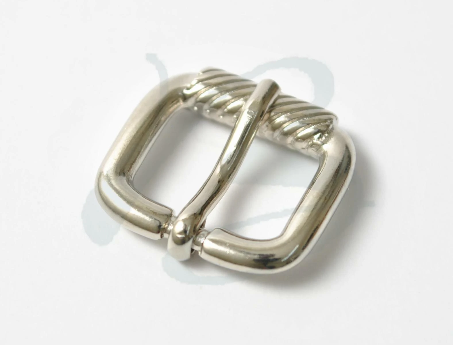 ZAMAK BUCKLE --mm VARIOUS COLOURS 