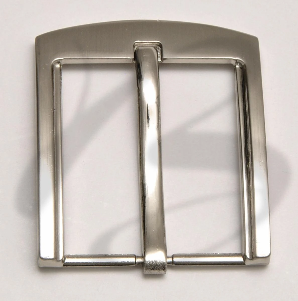 ZAMAK BUCKLE --mm VARIOUS COLOURS 