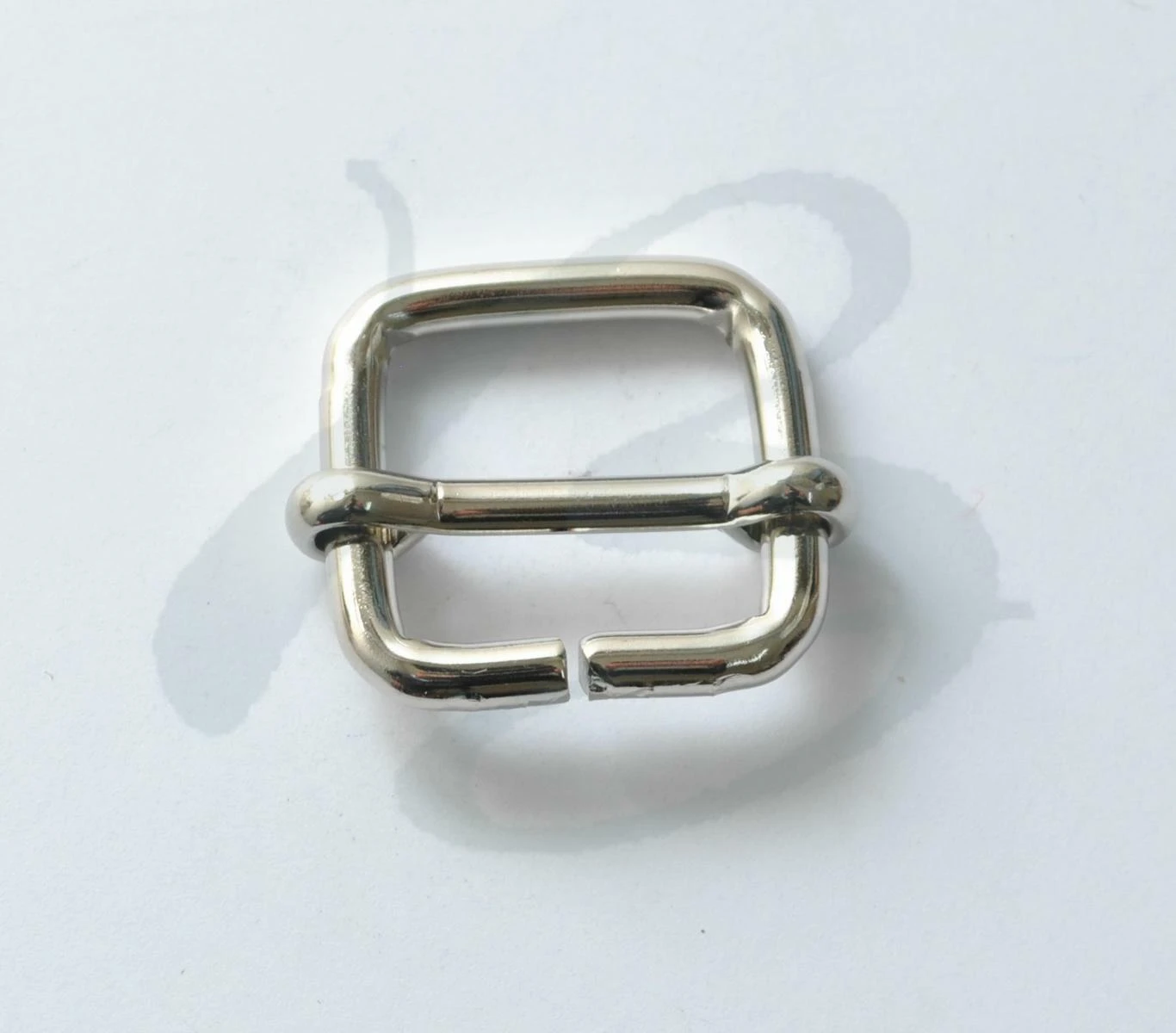 IRON SLIDING BUCKLE --mm VARIOUS COLOURS 