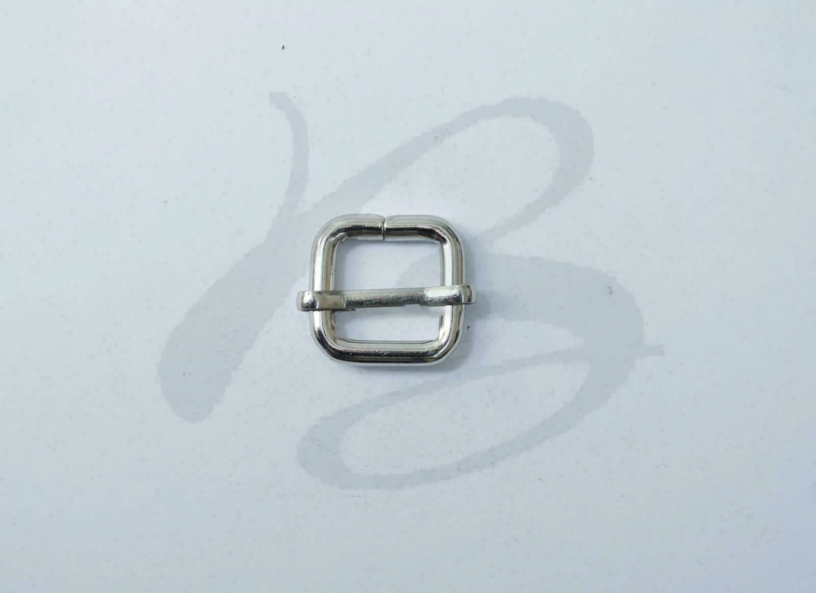 IRON SLIDING BUCKLE --mm VARIOUS COLOURS 