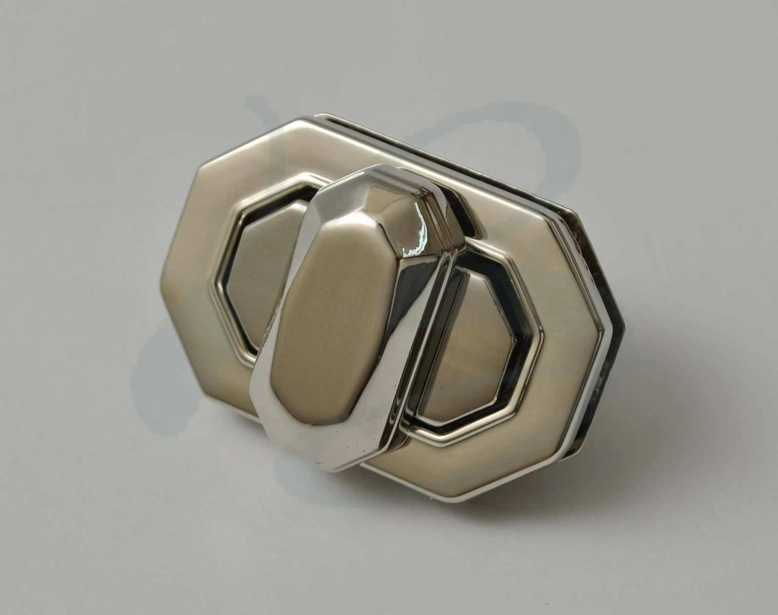 ZAMAK HEXAGONAL TURN LOCK  42X28 mm VARIOUS COLOURS 