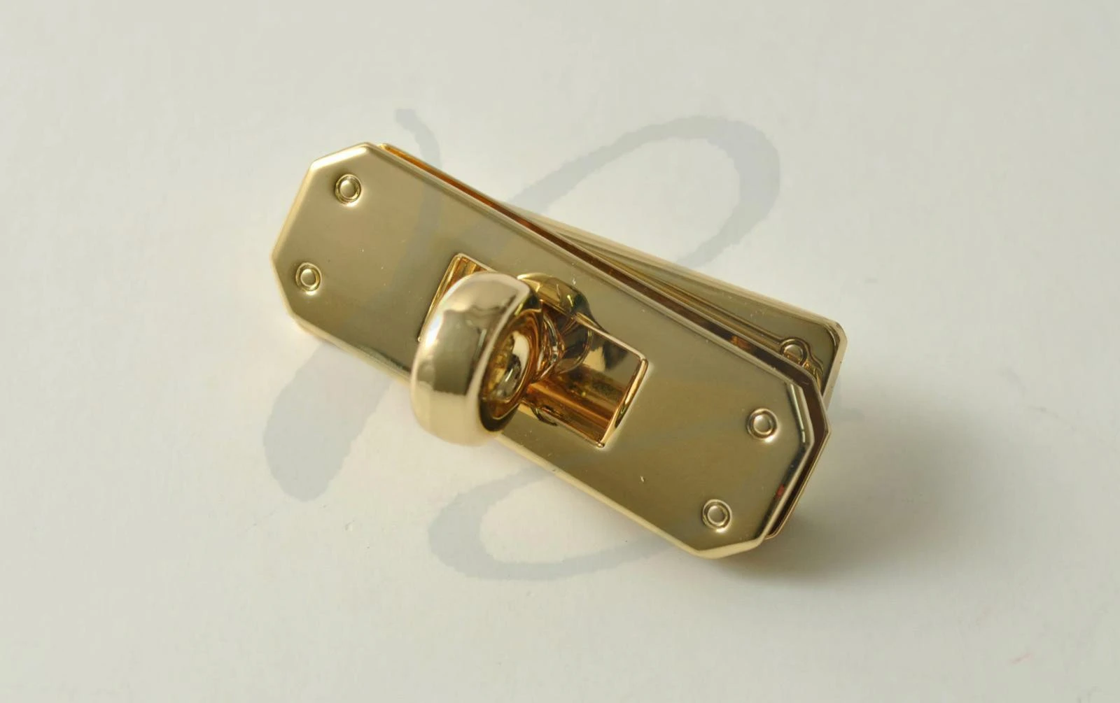 ZAMAK LOCK --mm VARIOUS COLOURS 