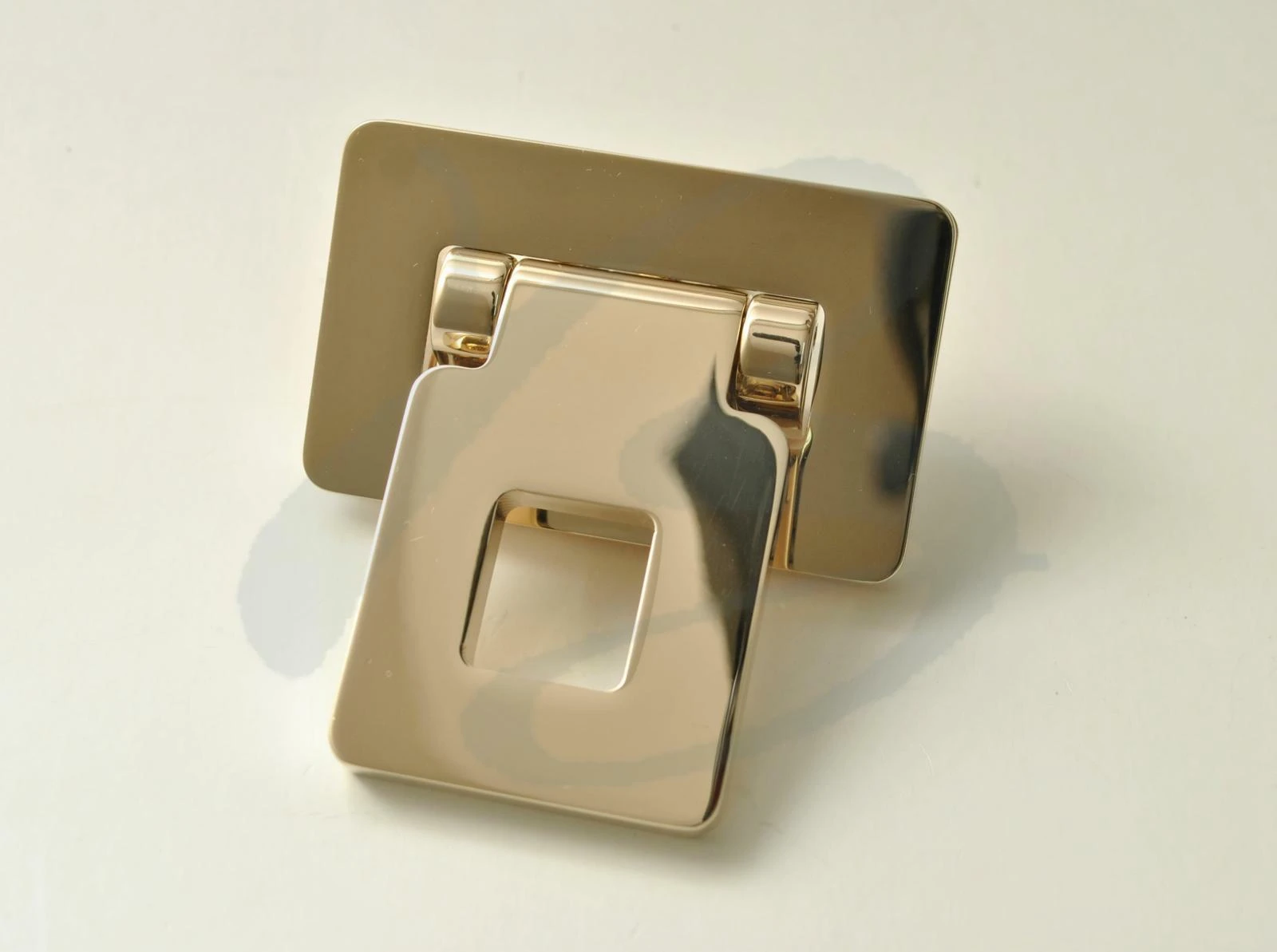 BRASS LOCK --mm VARIOUS COLOURS 