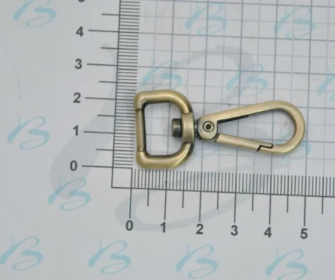 ZAMAK SNAP HOOK WITH "D" RING 15 mm IN VARIOUS COLOURS 