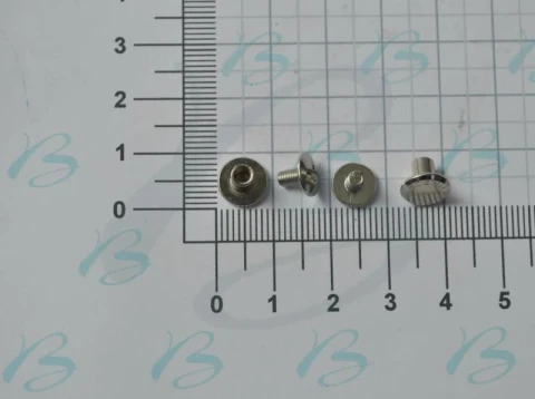 "MADE IN ITALY" IRON STUD WITH SCREW