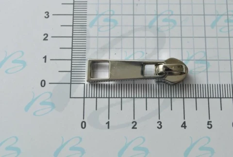 ZAMAK ZIPPER PULLER